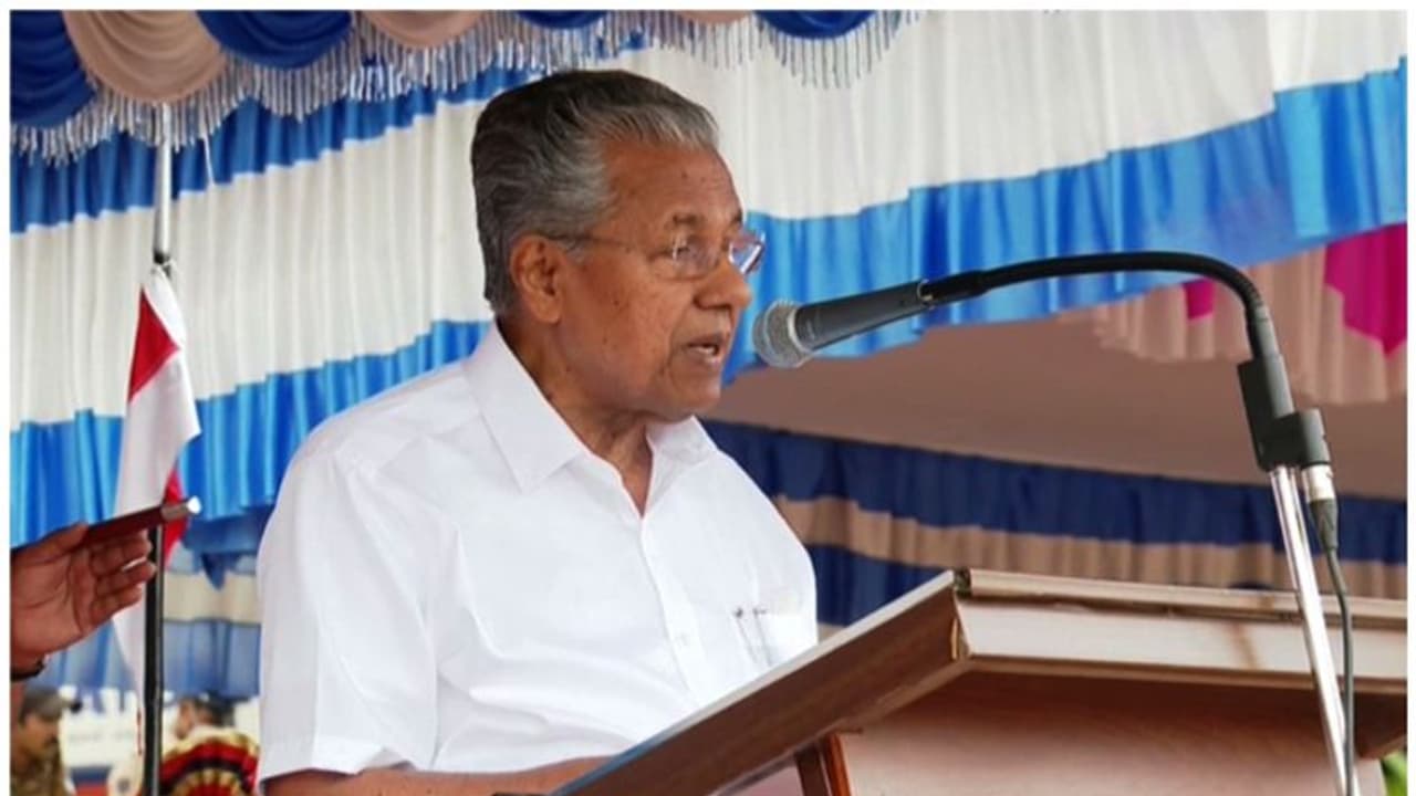 'ചില പൊലീസ് ഉദ്യോ​ഗസ്ഥരുടെ പെരുമാറ്റം സേനക്ക് അപമാനം; തെറ്റിനോട് വീട്ടുവീഴ്ചയില്ലെ'ന്ന് മുഖ്യമന്ത്രി