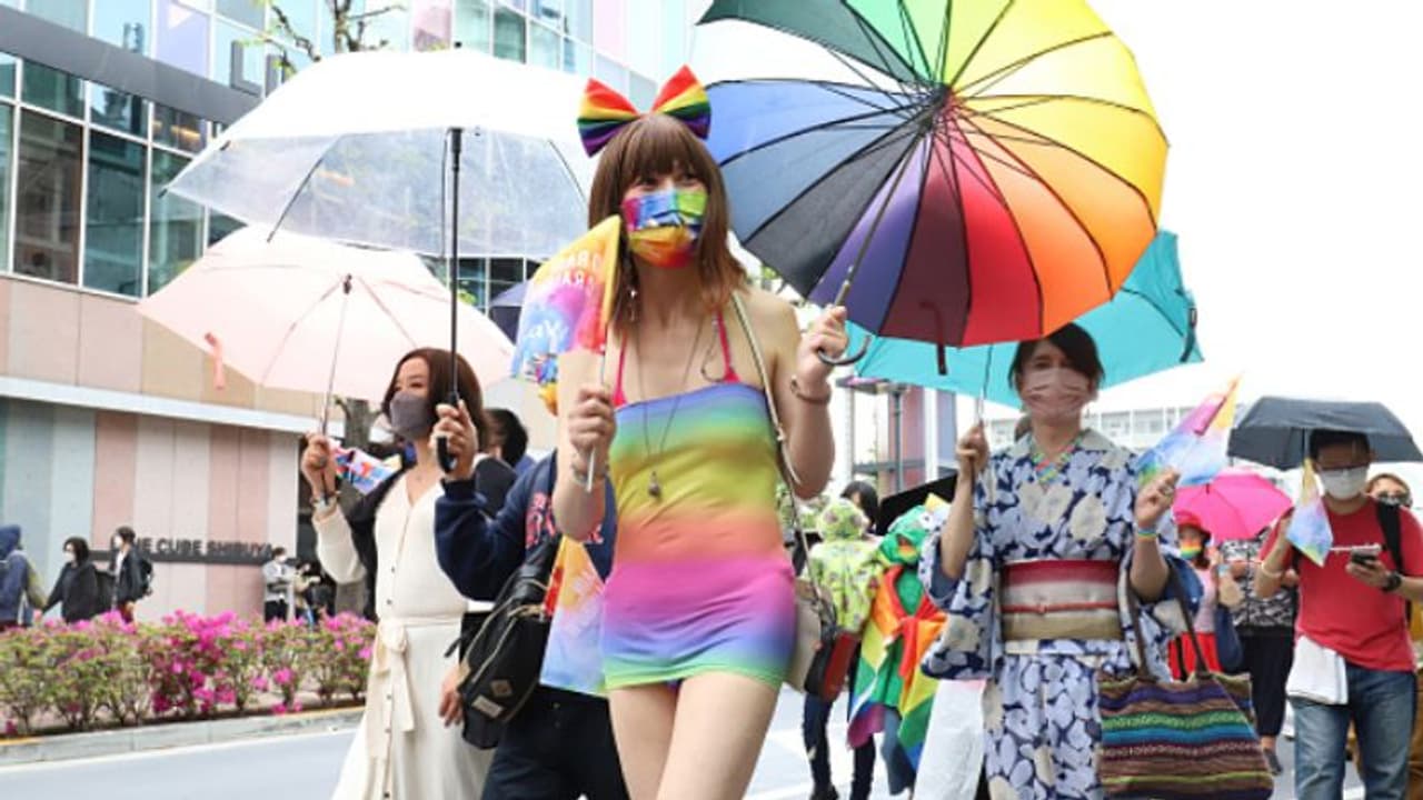 സ്വവര്‍ഗ പങ്കാളികള്‍ക്ക് സര്‍ട്ടിഫിക്കറ്റ് വിതരണം ചെയ്ത് ടോക്കിയോ; അഭിനന്ദനവുമായി ക്വീര്‍ സമൂഹം 