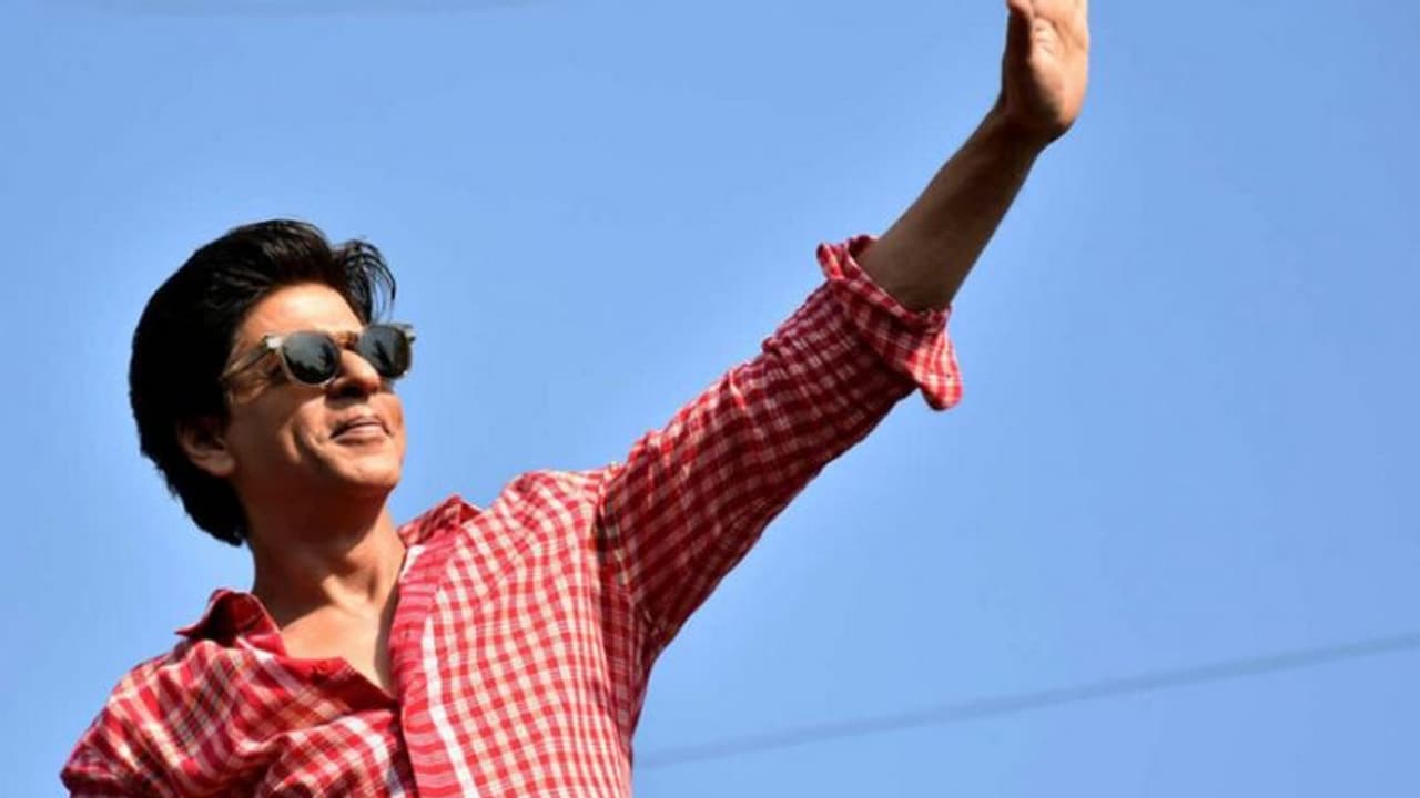 വൻ തിരിച്ചുവരവിനായി ഷാരൂഖ് ഖാൻ, ഒരുങ്ങുന്നത് വമ്പൻ ചിത്രങ്ങള്‍