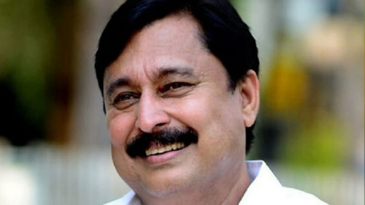 വിഴിഞ്ഞത്തേത് രാജ്യവിരുദ്ധ സമരം, തുറമുഖ നിർമ്മാണം നിർത്തുന്നത് രാജ്യത്തെ ബാധിക്കുന്ന പ്രശ്നം: മന്ത്രി