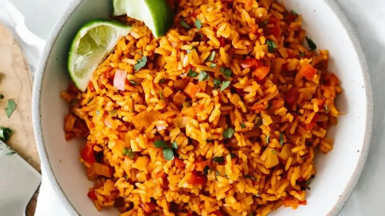 வெரைட்டி ரைஸ் சாப்பிட்டு அலுத்து விட்டதா? அப்போ இதனை ஒரு முறை ட்ரை பண்ணுங்க!!