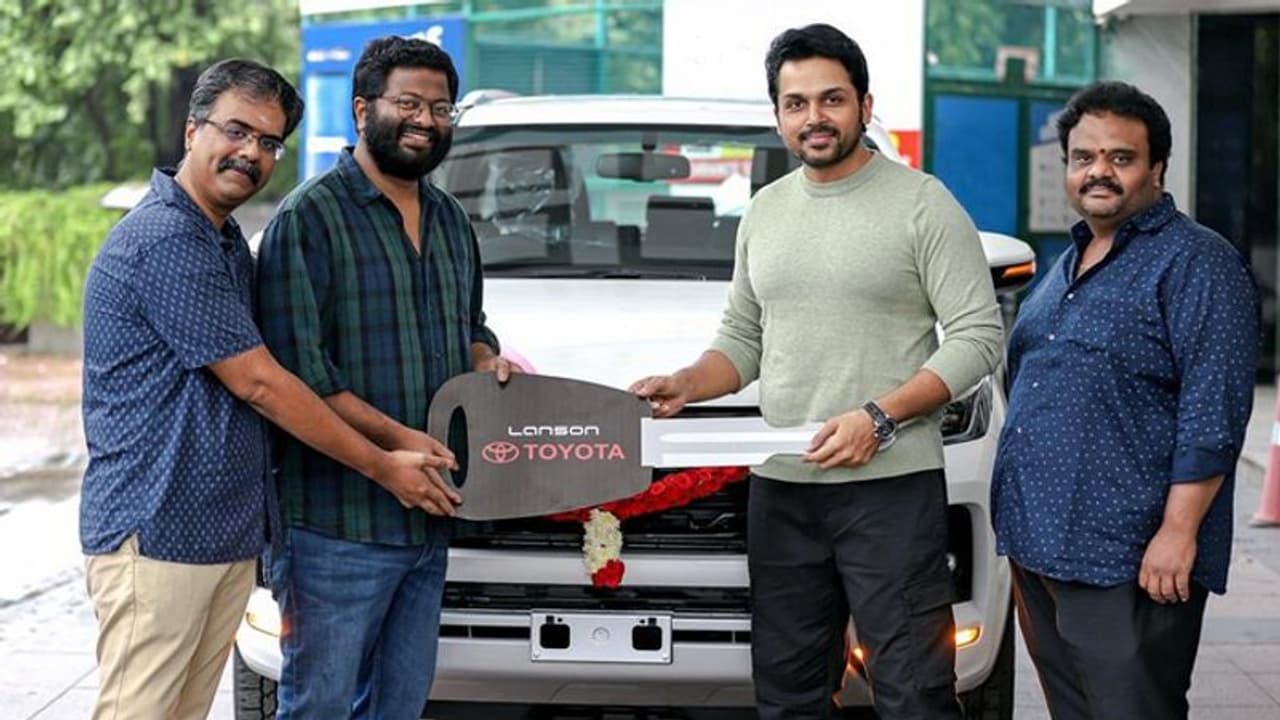 'സര്‍ദാര്‍' വൻ ഹിറ്റ്, സംവിധായകന് ആഡംബര കാര്‍ സമ്മാനിച്ച് നിര്‍മാതാവ്