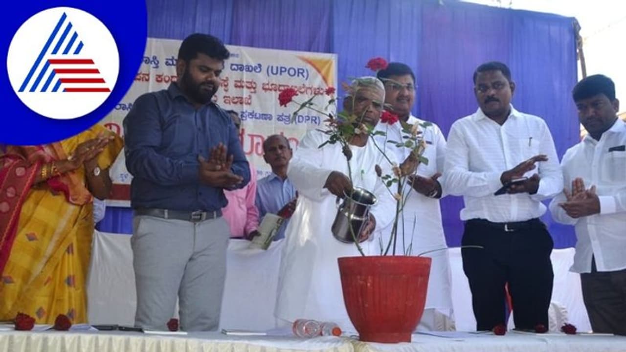 ತಂತ್ರಜ್ಞಾನ ಬಳಕೆಯಿಂದ ಆಸ್ತಿ ದಾಖಲೆ ಕಲೆ ಹಾಕುವುದು ಸುಲಭ; ಶಾಸಕ ವೀರಣ್ಣ ಚರಂತಿಮಠ ತಂತ್ರಜ್ಞಾನ ಬಳಕೆಯಿಂದ ಆಸ್ತಿ ದಾಖಲೆ ಕಲೆ ಹಾಕುವುದು ಸುಲಭ; ಶಾಸಕ ವೀರಣ್ಣ ಚರಂತಿಮಠ