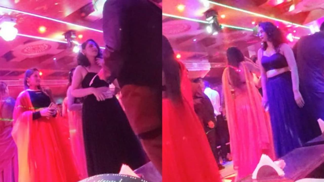 നിരോധിച്ചിട്ട് വർഷങ്ങൾ; ബെംഗലൂരുവിലെ രാവണൻ കോട്ടകളിൽ വിലക്കില്ലാതെ ഡാൻസ് ബാറുകൾ; പണമൊഴുകുന്നു നിരോധിച്ചിട്ട് വർഷങ്ങൾ; ബെംഗലൂരുവിലെ രാവണൻ കോട്ടകളിൽ വിലക്കില്ലാതെ ഡാൻസ് ബാറുകൾ; പണമൊഴുകുന്നു