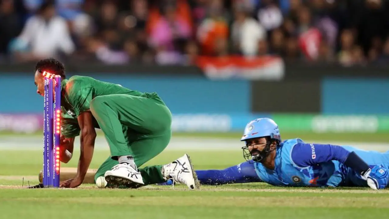 ICC T20 World Cup 2022: India locked in 'tricky challenge' between Pant and Karthik, feels MSK Prasad