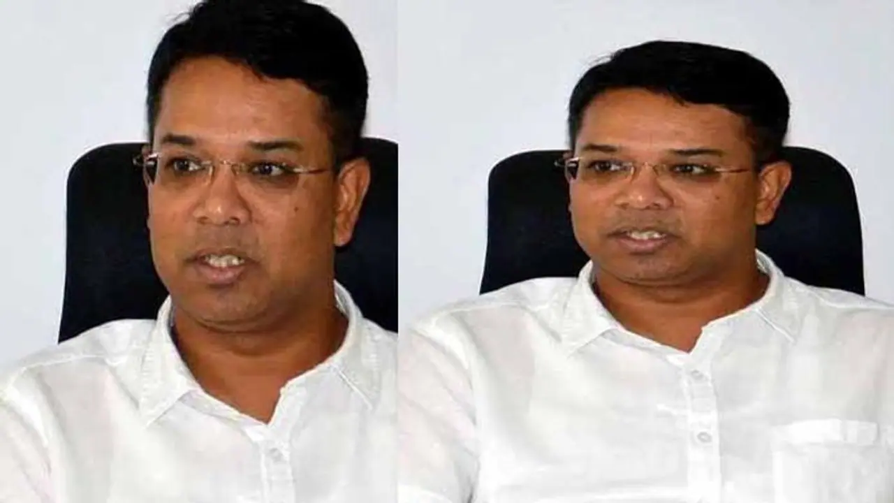  Vikas Raj...కవిత, రేవంత్ రెడ్డిపై ఫిర్యాదులందాయి: తెలంగాణ సీఈఓ వికాస్‌రాజ్