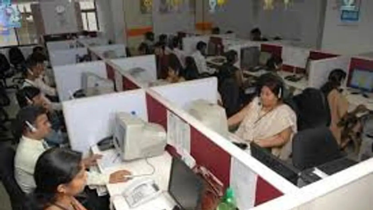 ಎಸ್ಸಿ ಎಸ್ಟಿ ಮೀಸಲು ಹೆಚ್ಚಳ: 25,000 ನೇಮಕಾತಿಗೆ ತಡೆ..!