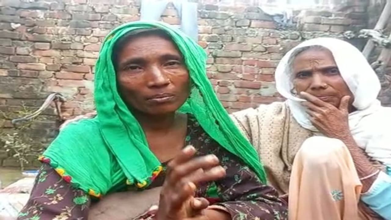 यूपी के गोंडा में कटा सिर झोले में भरकर थाने पहुंचा भाई, बोला साहब! बहन को मारकर आया हूं यूपी के गोंडा में कटा सिर झोले में भरकर थाने पहुंचा भाई, बोला साहब! बहन को मारकर आया हूं