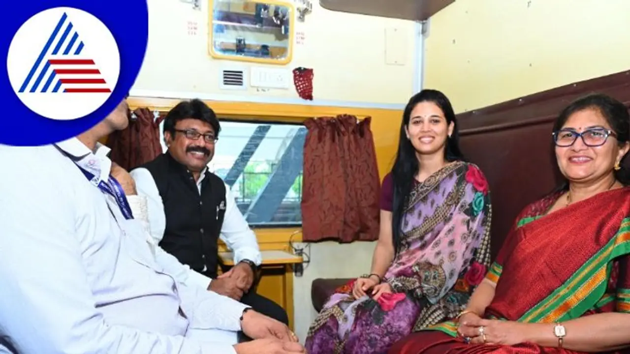 ಕಾಶಿ ಯಾತ್ರೆಗೆ ರಾಜ್ಯದ ರೈಲು ಸಿದ್ಧ, ಟಿಕೆಟ್ ಸೋಲ್ಡೌಟ್! ಕಾಶಿ ಯಾತ್ರೆಗೆ ರಾಜ್ಯದ ರೈಲು ಸಿದ್ಧ, ಟಿಕೆಟ್ ಸೋಲ್ಡೌಟ್!