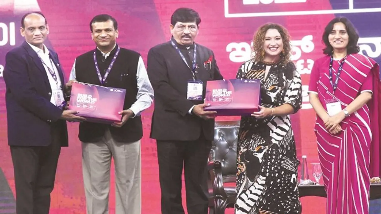 ಬೆಂಗಳೂರು: ಜಿಮ್‌ಗೆ ಫೇಸ್‌ಬುಕ್‌ ಒಡೆಯನ ಸೋದರಿ..!