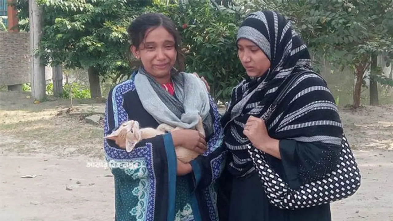 13 वर्षीय लड़की बिल्ली की डेड बॉडी लेकर थाने पहुंची और रोने लगी, पुलिस मीडिया के सामने हुआ पोस्टमार्टम 13 वर्षीय लड़की बिल्ली की डेड बॉडी लेकर थाने पहुंची और रोने लगी, पुलिस मीडिया के सामने हुआ पोस्टमार्टम