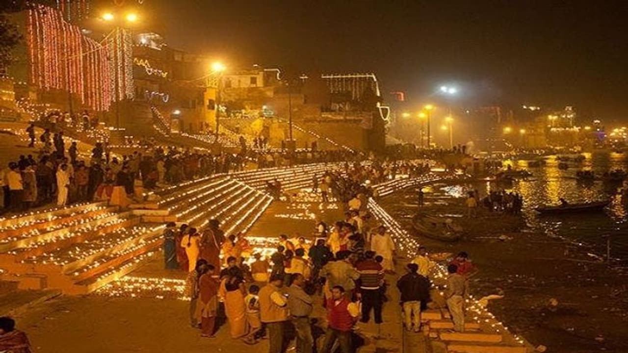 अयोध्या की तर्ज पर काशी में भी दीपोत्सव की तैयारी, 3D लेजर शो और ग्रीन आतिशबाजी होगा मुख्य आकर्षण