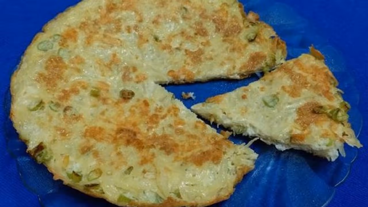 Potato Cheese Omelette : ஆம்லெட் டை இப்படி செய்து கொடுங்க. எத்தனை சாப்பிட்டோம் என்றே தெரியாது!