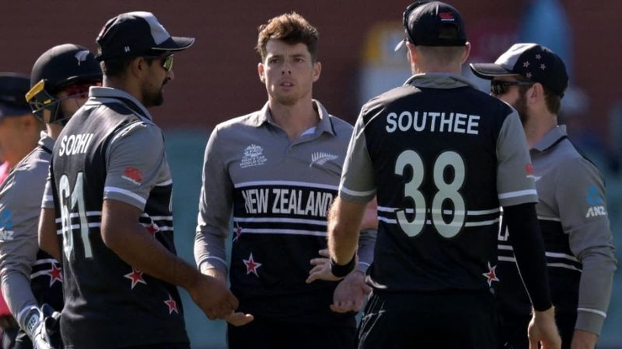 T20 World Cup: न्यूजीलैंड ने आयरलैंड को 35 रनों से हराया, कंफर्म की सेमीफाइनल की पहली बर्थ T20 World Cup: न्यूजीलैंड ने आयरलैंड को 35 रनों से हराया, कंफर्म की सेमीफाइनल की पहली बर्थ