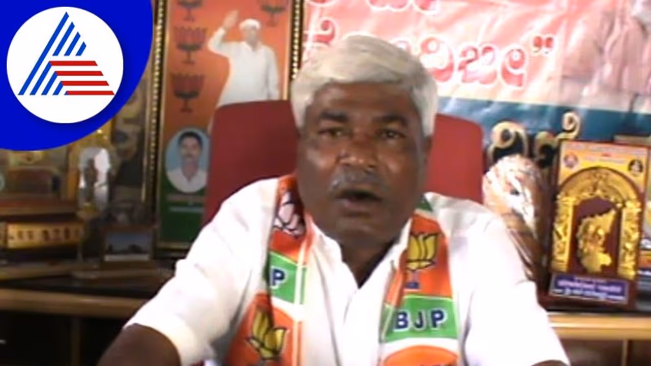 ತಾಕತ್ತಿದ್ದರೆ ಶಾಸಕ ಪರಮೇಶ್ವರ ನಾಯ್ಕ ಚರ್ಚೆಗೆ ಬರಲಿ: ಚಂದ್ರನಾಯ್ಕ ಸವಾಲು ತಾಕತ್ತಿದ್ದರೆ ಶಾಸಕ ಪರಮೇಶ್ವರ ನಾಯ್ಕ ಚರ್ಚೆಗೆ ಬರಲಿ: ಚಂದ್ರನಾಯ್ಕ ಸವಾಲು