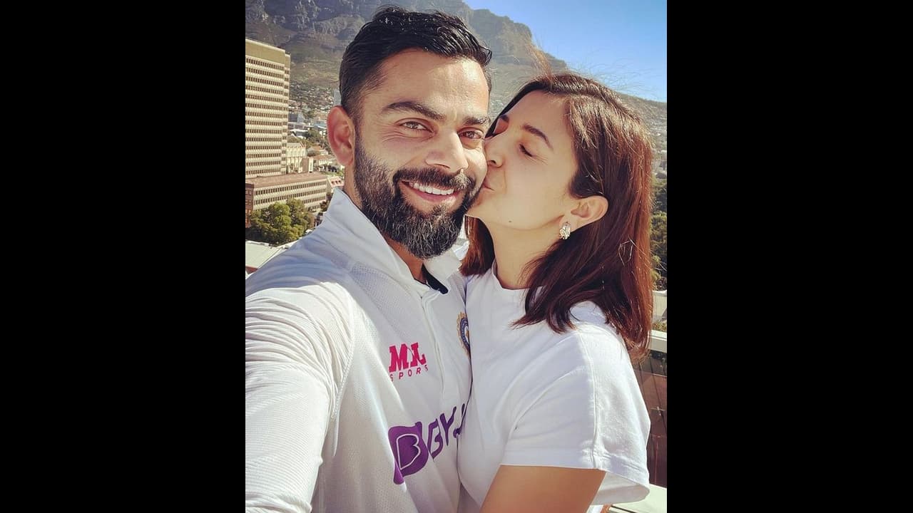 Virat Kohli Birthday: ಕಿಂಗ್ ಕೊಹ್ಲಿಗೆ ಮುದ್ದಾಗಿ ಶುಭಕೋರಿದ ಮಡದಿ ಅನುಷ್ಕಾ ಶರ್ಮಾ..! Virat Kohli Birthday: ಕಿಂಗ್ ಕೊಹ್ಲಿಗೆ ಮುದ್ದಾಗಿ ಶುಭಕೋರಿದ ಮಡದಿ ಅನುಷ್ಕಾ ಶರ್ಮಾ..!