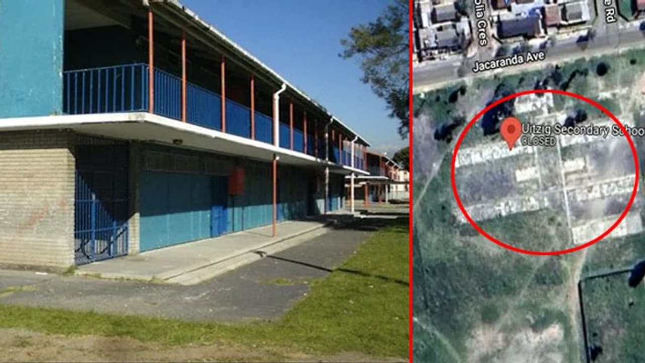 अजीबोगरीब चोरी : पूरा का पूरा स्कूल ही चुरा ले गए चोर, गूगल मैप से भी गायब हुई इमारत अजीबोगरीब चोरी : पूरा का पूरा स्कूल ही चुरा ले गए चोर, गूगल मैप से भी गायब हुई इमारत