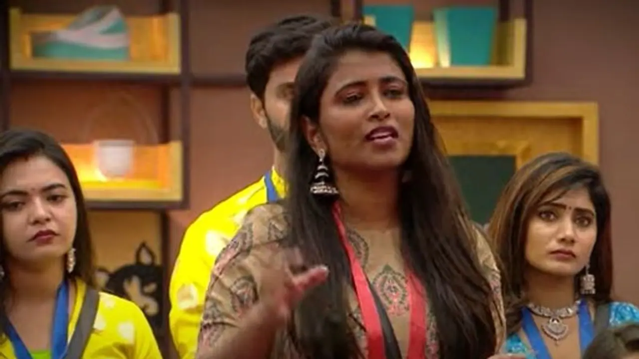 Bigg Boss Telugu 6: బిగ్ బాస్ షోలోకి గీతూ గ్రాండ్ రీఎంట్రీ.. కండీషన్స్ అప్లై? Bigg Boss Telugu 6: బిగ్ బాస్ షోలోకి గీతూ గ్రాండ్ రీఎంట్రీ.. కండీషన్స్ అప్లై?