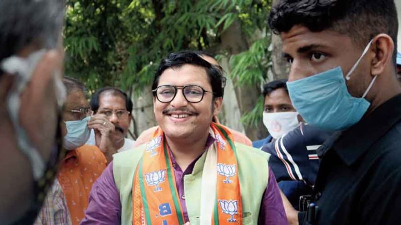 ബിജെപി നിയമവിഭാഗം തലവനെതിരെ ലൈംഗിക പീഡന ആരോപണം; പരാതി നൽകിയത് സഹപ്രവർത്തകൻ ബിജെപി നിയമവിഭാഗം തലവനെതിരെ ലൈംഗിക പീഡന ആരോപണം; പരാതി നൽകിയത് സഹപ്രവർത്തകൻ