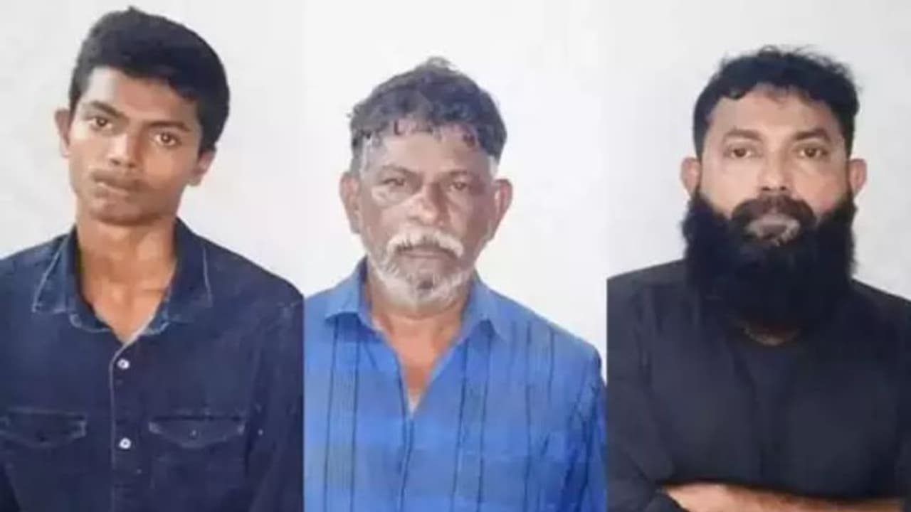 കുട്ടികളെ ഉപയോഗിച്ച് വാഹന മോഷണം, നിസാര വിലയ്ക്ക് പൊളിച്ച് വില്ക്കല്; പ്രധാനികള് പിടിയില് കുട്ടികളെ ഉപയോഗിച്ച് വാഹന മോഷണം, നിസാര വിലയ്ക്ക് പൊളിച്ച് വില്ക്കല്; പ്രധാനികള് പിടിയില്