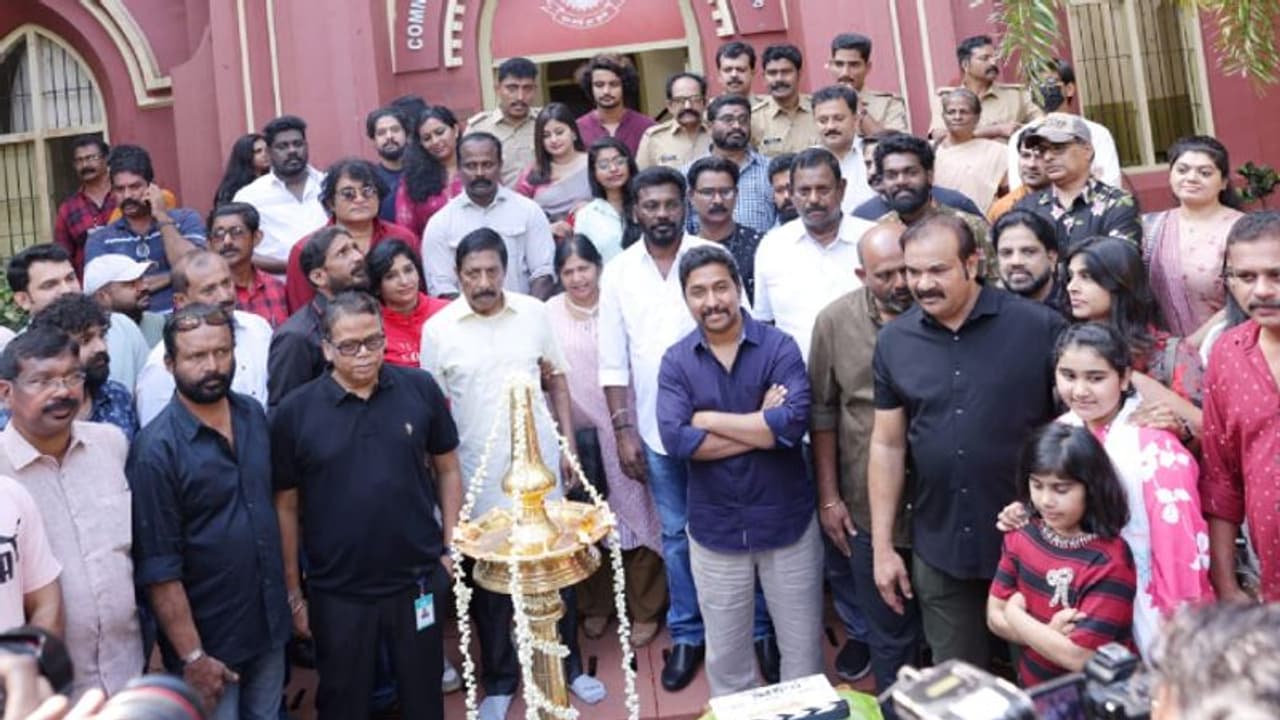 ശ്രീനിവാസൻ വീണ്ടും ക്യാമറയ്‍ക്ക് മുന്നില്‍, 'കുറുക്കൻ' ചിത്രീകരണം തുടങ്ങി