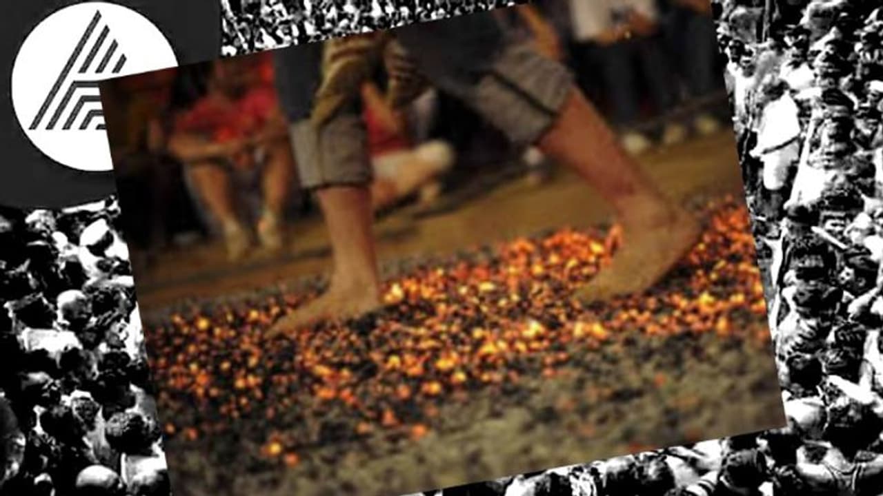 ಕಲಬುರಗಿ ವೀರಭದ್ರೇಶ್ವರ ಜಾತ್ರೆ: ಕೆಂಡ ಹಾಯ್ದ ಸಾವಿರಾರು ಭಕ್ತರು! ಕಲಬುರಗಿ ವೀರಭದ್ರೇಶ್ವರ ಜಾತ್ರೆ: ಕೆಂಡ ಹಾಯ್ದ ಸಾವಿರಾರು ಭಕ್ತರು!