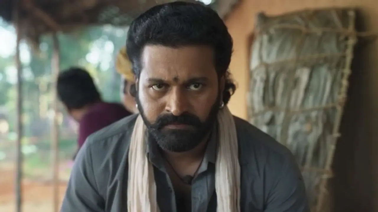 ഹിന്ദി പതിപ്പ് മാത്രം 100 കോടി നേടുമോ? ബോക്സ് ഓഫീസില് കുതിപ്പ് തുടര്ന്ന് 'കാന്താര' ഹിന്ദി പതിപ്പ് മാത്രം 100 കോടി നേടുമോ? ബോക്സ് ഓഫീസില് കുതിപ്പ് തുടര്ന്ന് 'കാന്താര'