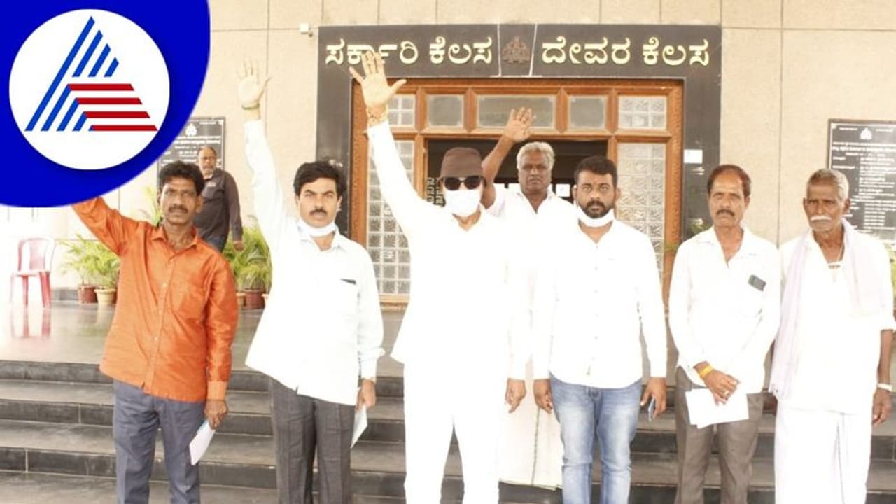 Chamarajanagar: ಸಚಿವ ಸುಧಾಕರ್ ರಾಜೀನಾಮೆಗೆ ವಾಟಾಳ್ ನಾಗರಾಜ್ ಆಗ್ರಹ Chamarajanagar: ಸಚಿವ ಸುಧಾಕರ್ ರಾಜೀನಾಮೆಗೆ ವಾಟಾಳ್ ನಾಗರಾಜ್ ಆಗ್ರಹ