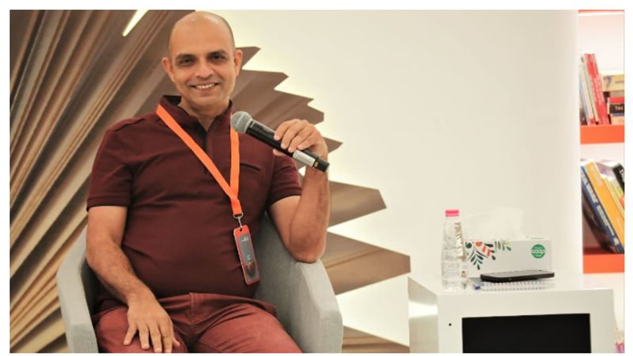 'പുതിയ കാലത്ത് സാഹിത്യം കൂടുതൽ ജനാധിപത്യവത്കരിക്കപ്പെട്ടു'; ആരുടെയും കുത്തകയല്ലെന്ന് ജി ആര് ഇന്ദുഗോപൻ 'പുതിയ കാലത്ത് സാഹിത്യം കൂടുതൽ ജനാധിപത്യവത്കരിക്കപ്പെട്ടു'; ആരുടെയും കുത്തകയല്ലെന്ന് ജി ആര് ഇന്ദുഗോപൻ