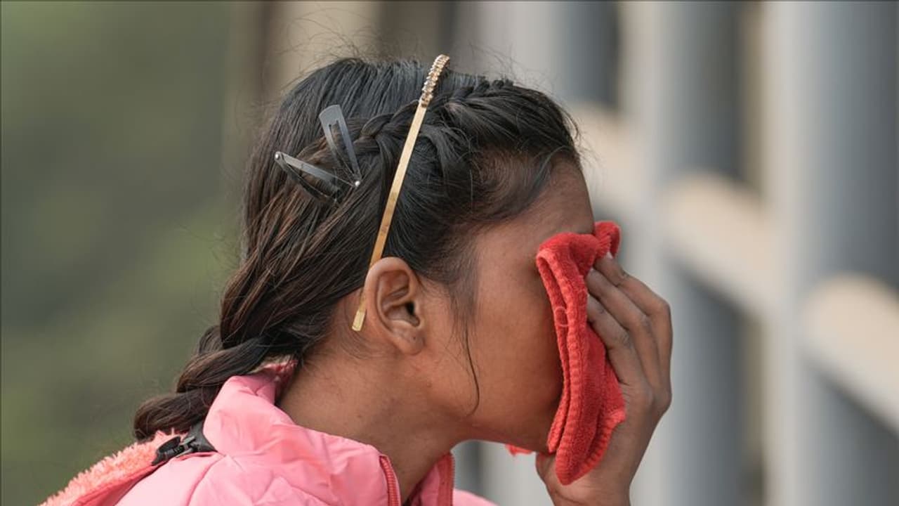 दिल्ली में पॉल्युशन: BJP ने शेयर किए भगवंत मान के इलाके में जलती पराली के वीडियो, AAP सरकार ने लिए ये फैसले दिल्ली में पॉल्युशन: BJP ने शेयर किए भगवंत मान के इलाके में जलती पराली के वीडियो, AAP सरकार ने लिए ये फैसले