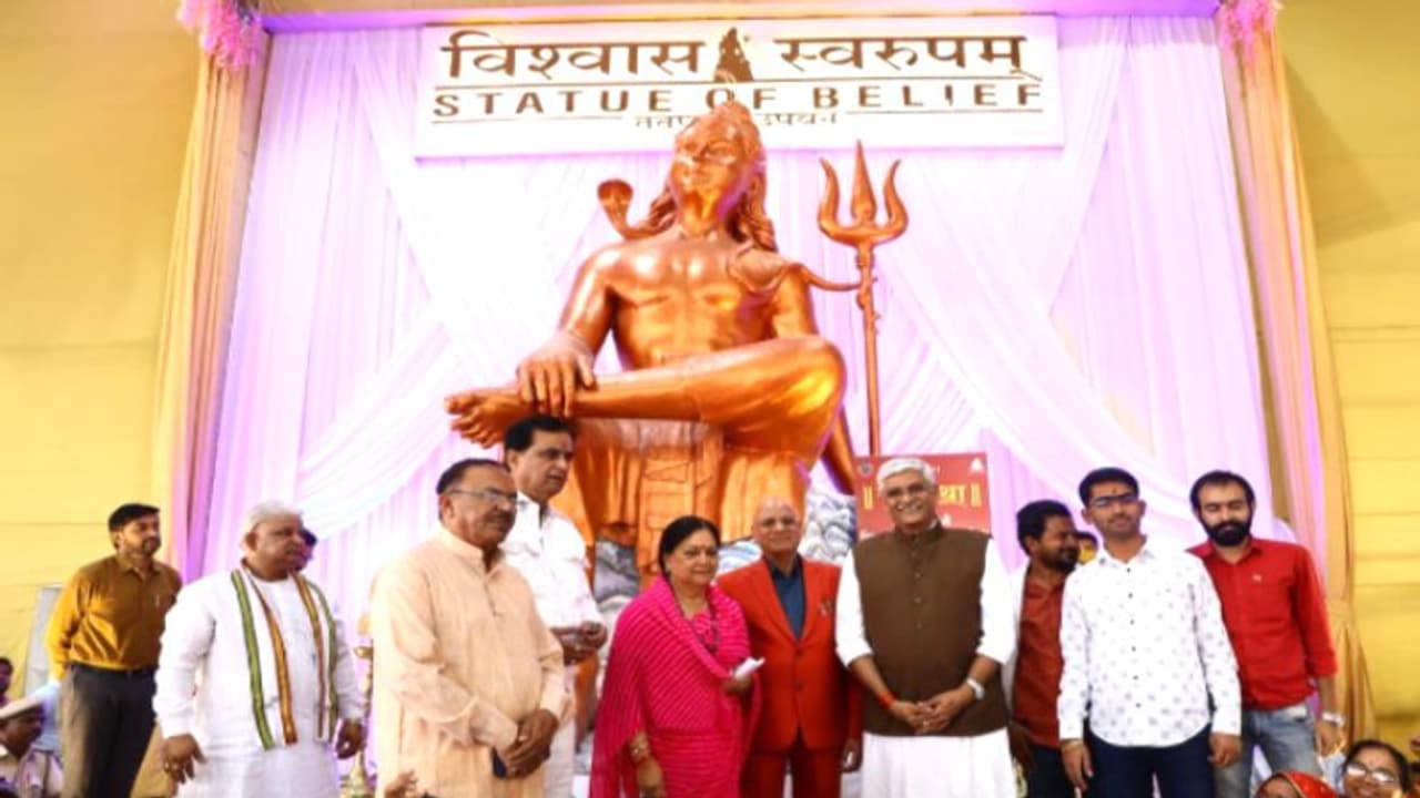 राजनीति ने विश्वास स्वरूपम को भी नहीं छोड़ा... पूर्व भाजपा CM वसुंधरा राजे ने बोली ये बड़ी बात