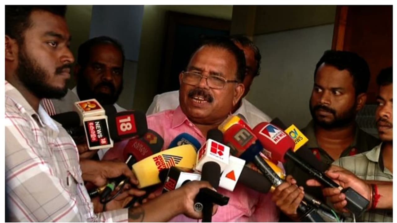 'ഒന്നും ഒളിച്ചുവെക്കാനില്ല', കത്ത് വ്യാജമാണോയെന്ന് അന്വേഷണത്തിലൂടെ അറിയാം, ആര് തെറ്റ് ചെയ്താലും നടപടി: ആനാവൂർ