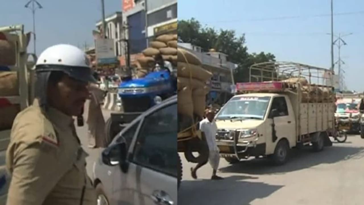 ಕೊಪ್ಪಳ: ಬಸವೇಶ್ವರ ವೃತ್ತದಲ್ಲಿ ಟ್ರಾಫಿಕ್ ಜಾಮ್: ವಾಹನ ಸವಾರರ ಪರದಾಟ ಕೊಪ್ಪಳ: ಬಸವೇಶ್ವರ ವೃತ್ತದಲ್ಲಿ ಟ್ರಾಫಿಕ್ ಜಾಮ್: ವಾಹನ ಸವಾರರ ಪರದಾಟ