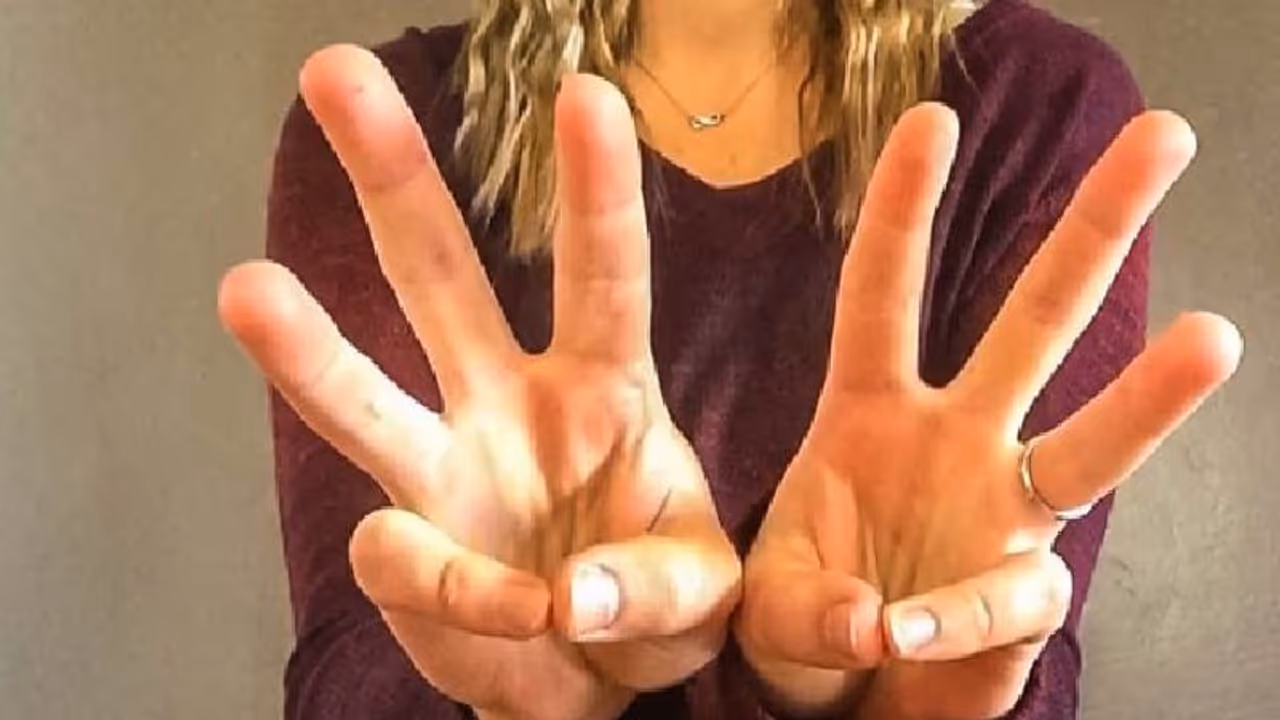 Immunity: நோய் எதிர்ப்புச் சக்தியை அதிகரிக்கச் செய்யும் யோகா முத்திரை இதுதான்! Immunity: நோய் எதிர்ப்புச் சக்தியை அதிகரிக்கச் செய்யும் யோகா முத்திரை இதுதான்!