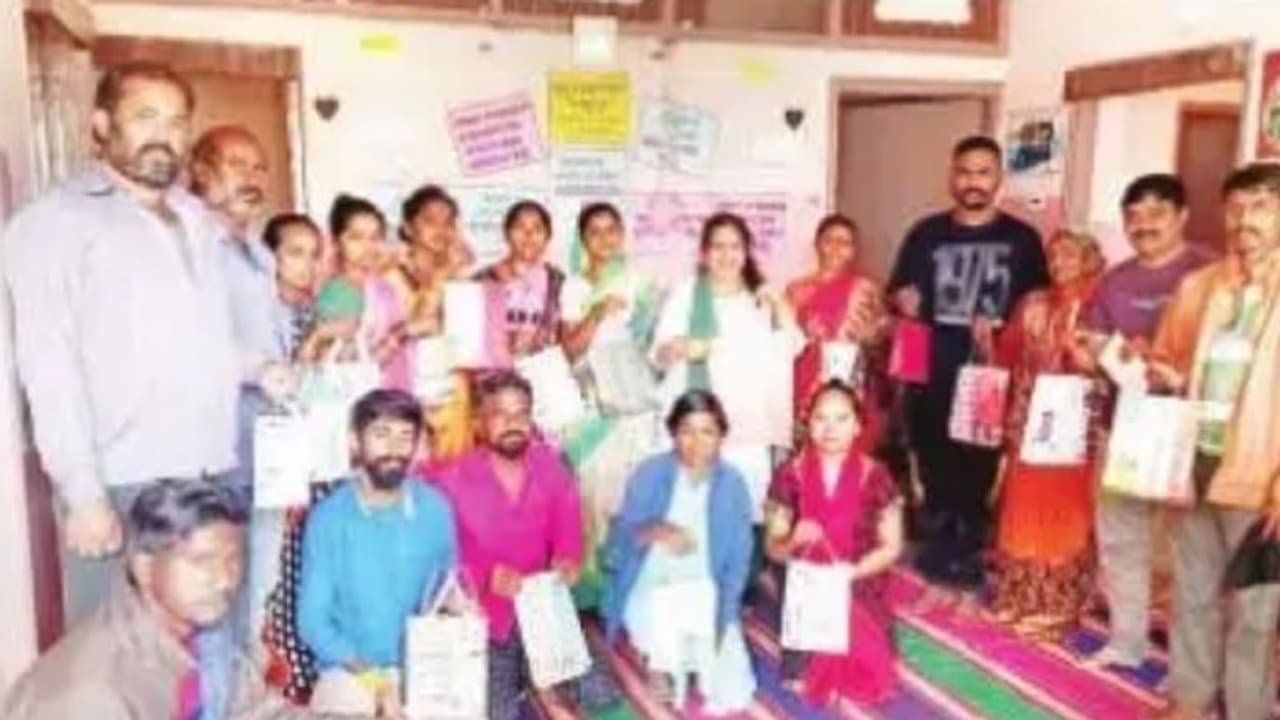 Hubballi: ಪ್ಲಾಸ್ಟಿಕ್ ಮುಕ್ತ ನಗರದತ್ತ ಮತ್ತೊಂದು ಹೆಜ್ಜೆ Hubballi: ಪ್ಲಾಸ್ಟಿಕ್ ಮುಕ್ತ ನಗರದತ್ತ ಮತ್ತೊಂದು ಹೆಜ್ಜೆ