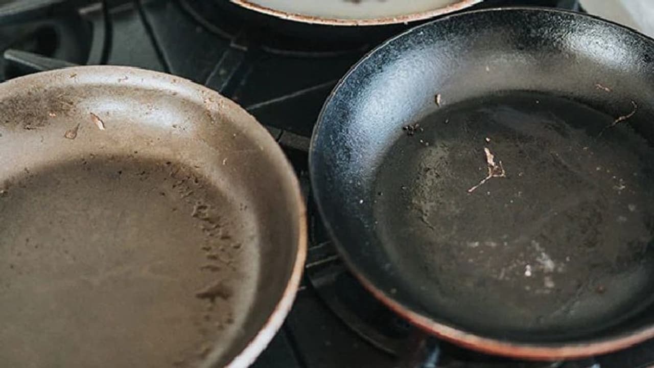 നോണ്‍ സ്റ്റിക് പാത്രങ്ങള്‍ ദീര്‍ഘമായി ഉപയോഗിക്കുന്നത് ആരോഗ്യത്തിന് അപകടമാണോ? 