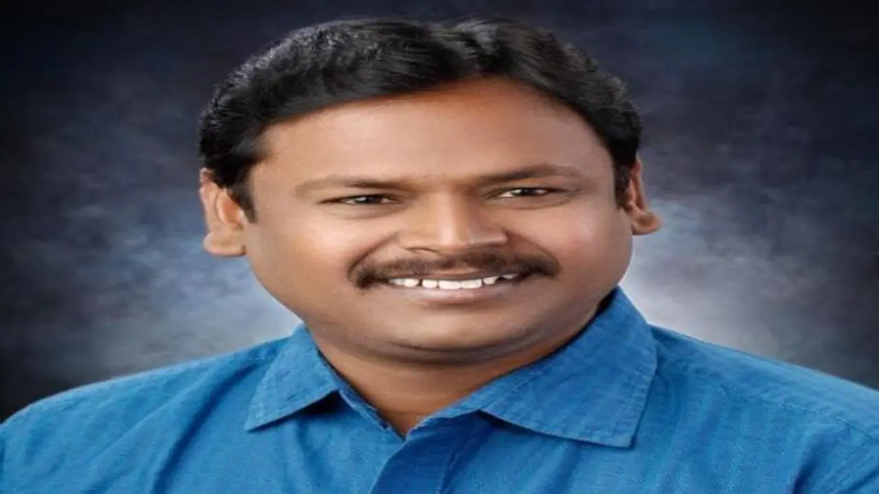 డా. గాదె వెంకటేష్ కవిత : కండక్టర్ డా. గాదె వెంకటేష్ కవిత : కండక్టర్