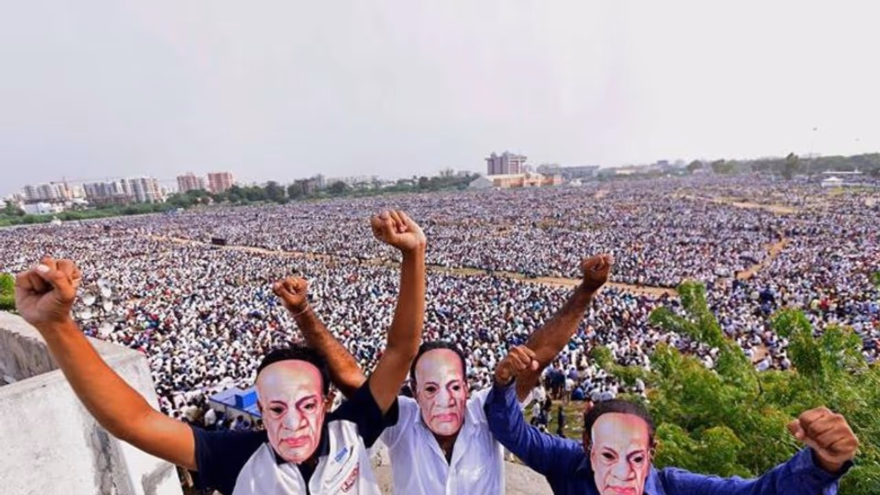 वोटिंग से पहले इस बड़े समाज के नेताओं में मतभेद! जानिए क्यों शुरू हुआ झगड़ा, बहाने बनाकर टाल रहे बैठक!