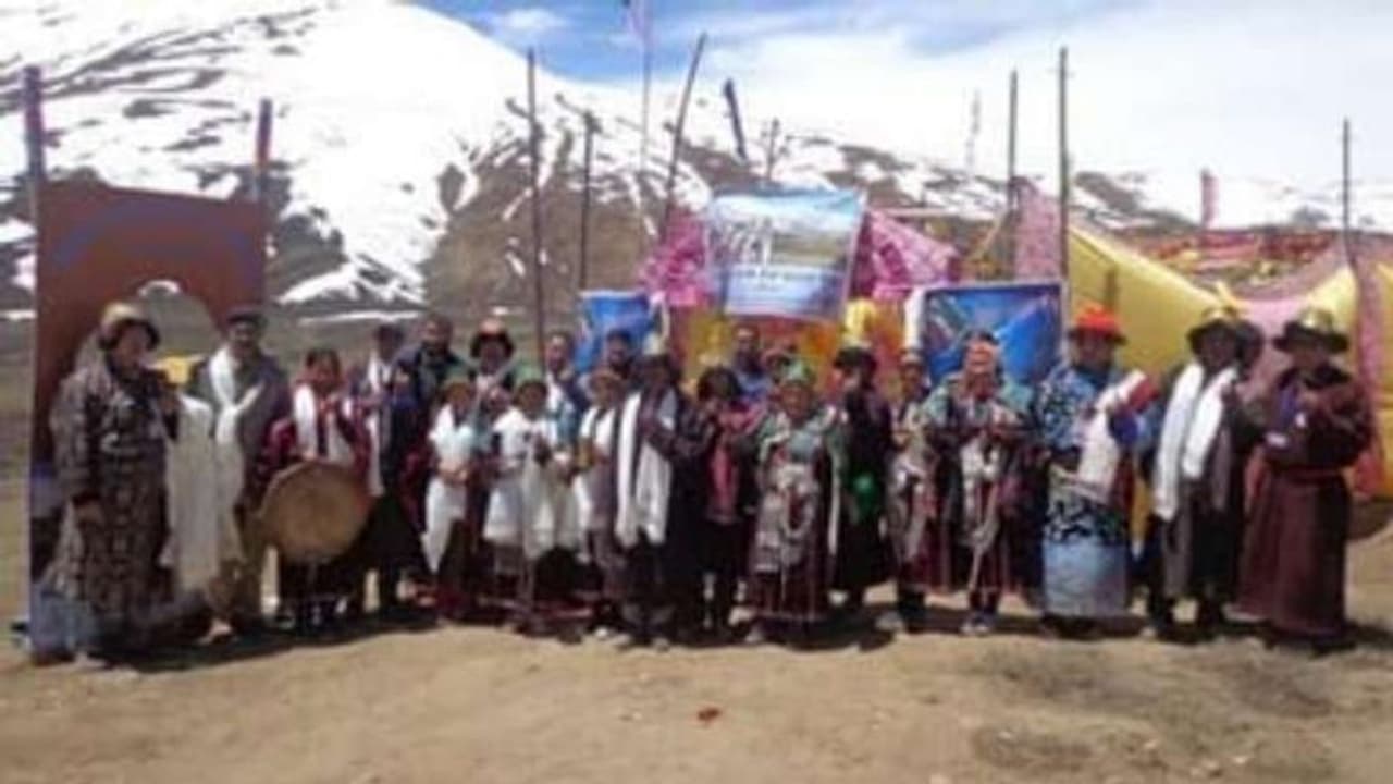 हिमाचल में है दुनिया का सबसे ऊंचा मतदान केंद्र, ऊंचाई इतनी की सुनकर हैरान रह जाएंगे, गांव में हैं केवल 47 वोटर हिमाचल में है दुनिया का सबसे ऊंचा मतदान केंद्र, ऊंचाई इतनी की सुनकर हैरान रह जाएंगे, गांव में हैं केवल 47 वोटर