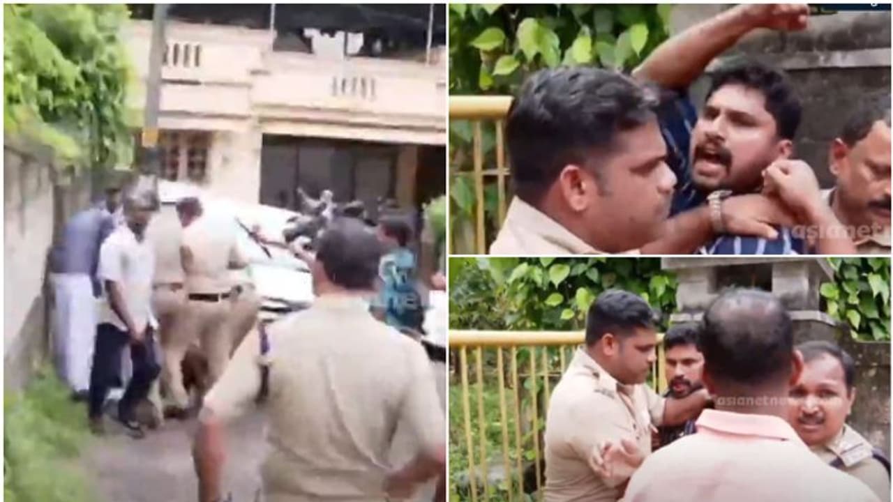 വീടിന് മുന്നിൽ വാഹനത്തിൽ കയറവേ മേയർക്ക് കെഎസ്യുവിന്റെ കരിങ്കൊടി, കൈകാര്യം ചെയ്ത് സിപിഎം പ്രവർത്തകർ; വീഡിയോ ! വീടിന് മുന്നിൽ വാഹനത്തിൽ കയറവേ മേയർക്ക് കെഎസ്യുവിന്റെ കരിങ്കൊടി, കൈകാര്യം ചെയ്ത് സിപിഎം പ്രവർത്തകർ; വീഡിയോ !