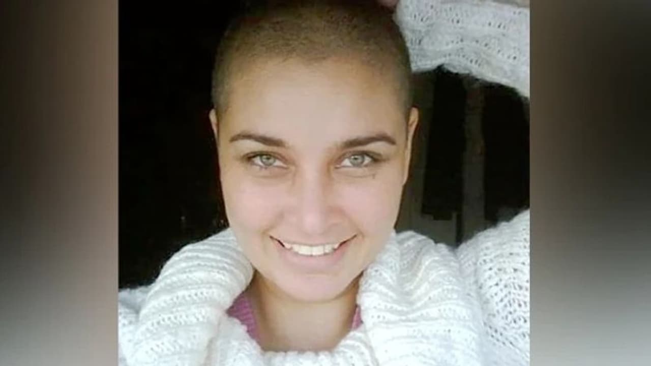 'ക്യാൻസര് ചികിത്സയ്ക്കിടെ മുടി കൊഴിഞ്ഞതോടെ ജോലി പോയി'; അനുഭവങ്ങള് തുറന്നുപറഞ്ഞ് ലിസ റായ് 'ക്യാൻസര് ചികിത്സയ്ക്കിടെ മുടി കൊഴിഞ്ഞതോടെ ജോലി പോയി'; അനുഭവങ്ങള് തുറന്നുപറഞ്ഞ് ലിസ റായ്