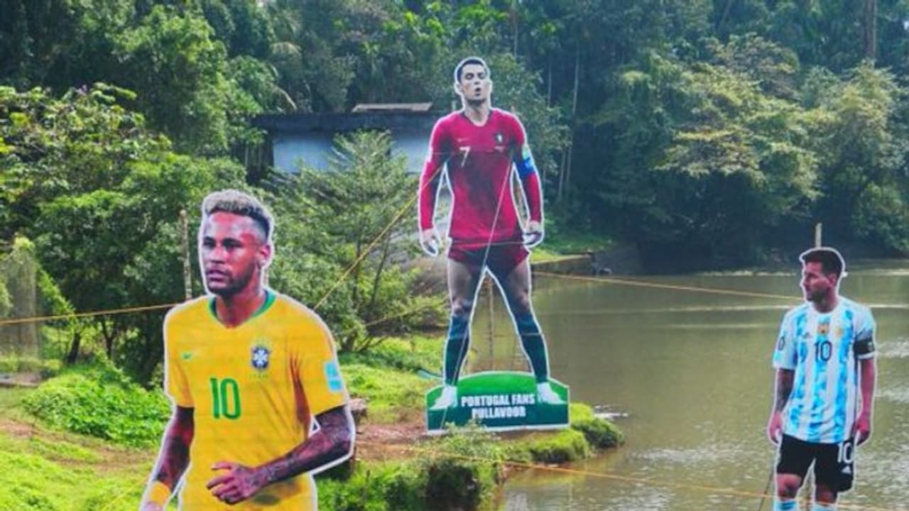 കേരളത്തിലെ ഫുട്ബോള്‍ പനിയില്‍ ഞെട്ടി ഫിഫ; പുള്ളാവൂരിലെ മെസി, നെയ്‌മര്‍, സിആര്‍7 കട്ടൗട്ടുകള്‍ ട്വീറ്റ് ചെയ്തു