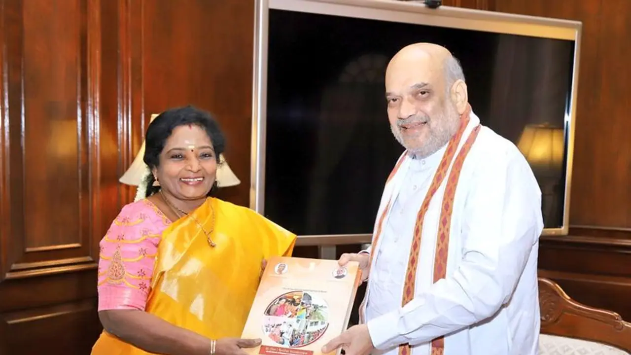 டெல்லி சென்ற தமிழிசை சௌந்தரராஜன்… மத்திய உள்துறை அமைச்சர் அமித்ஷாவை சந்தித்து பேச்சு!!