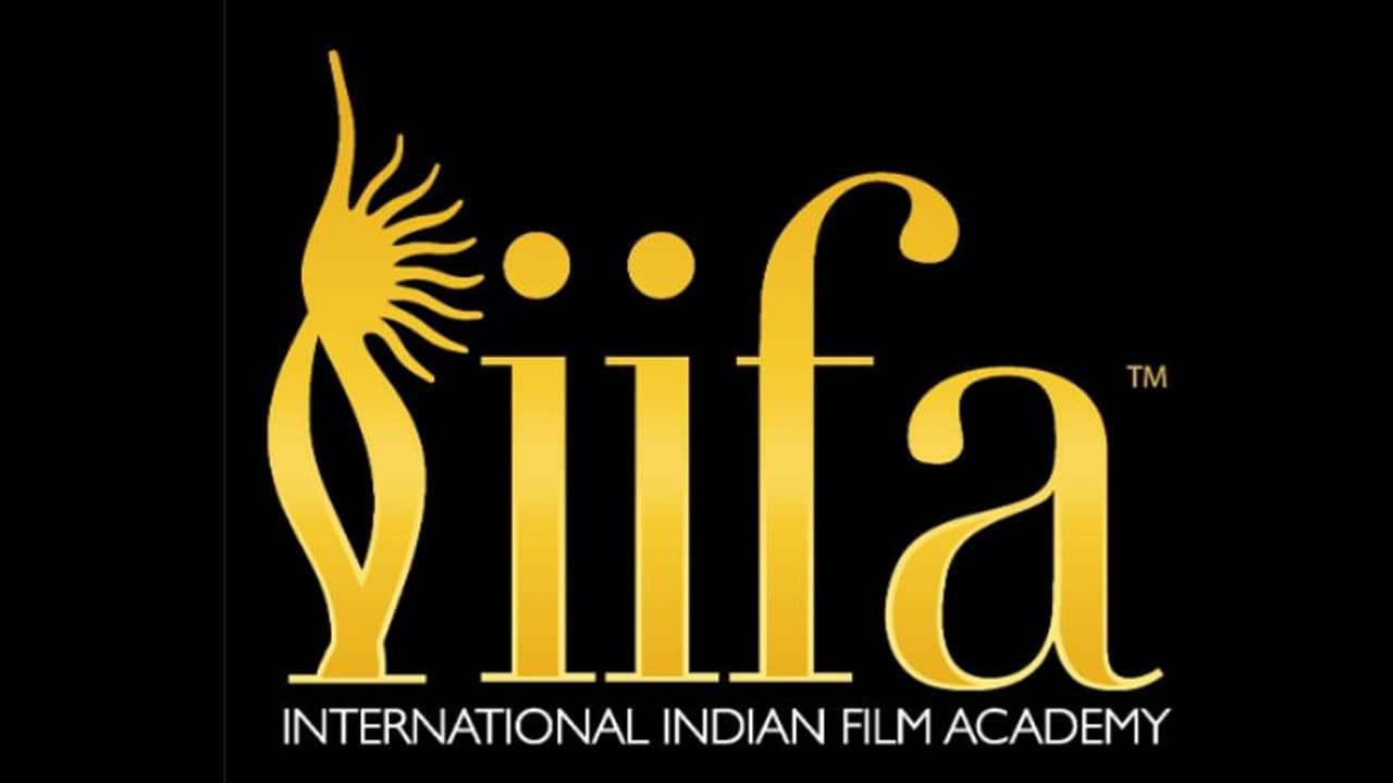 ഐഫ അവാര്ഡ്സ് 2023; അബുദാബി യാസ് ഐലന്റിനെ ത്രസിപ്പിക്കാന് രണ്വീര് സിങ് എത്തുന്നു ഐഫ അവാര്ഡ്സ് 2023; അബുദാബി യാസ് ഐലന്റിനെ ത്രസിപ്പിക്കാന് രണ്വീര് സിങ് എത്തുന്നു