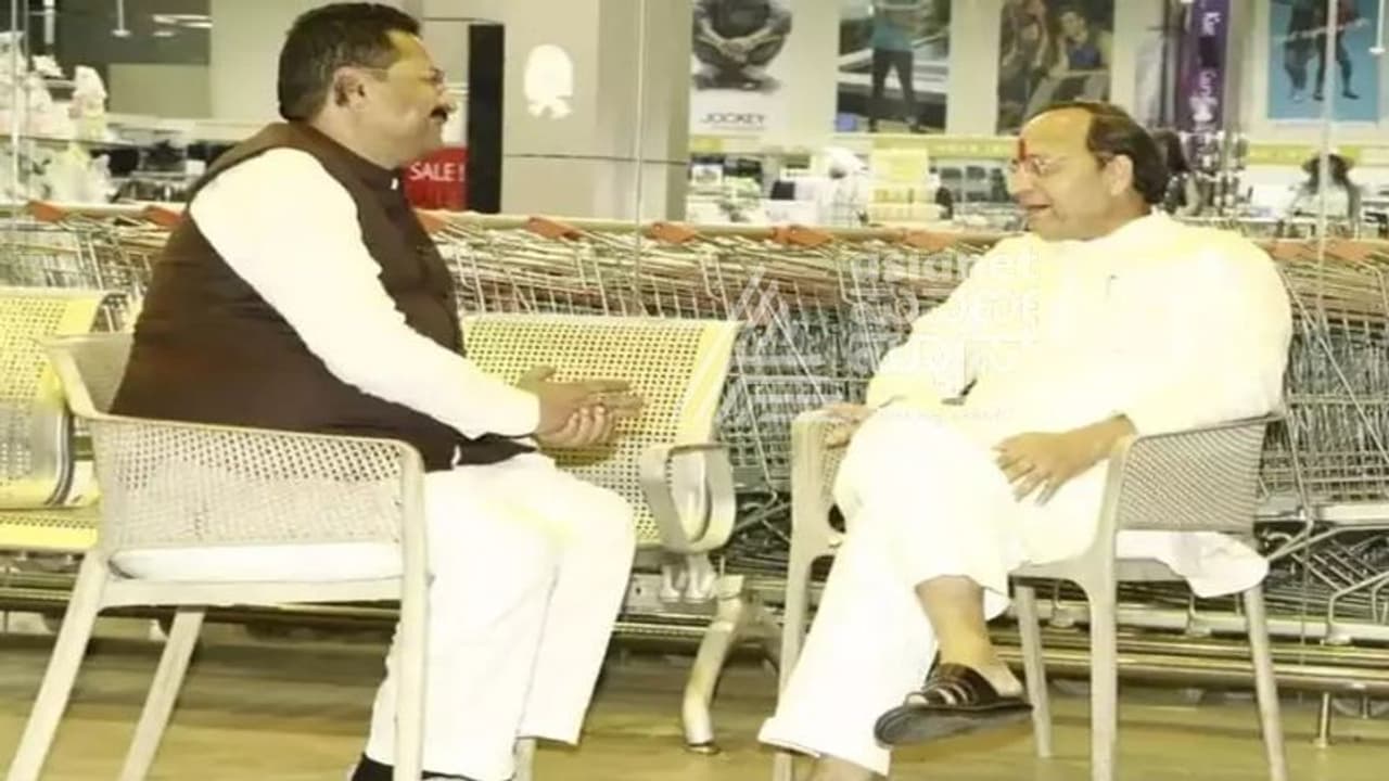 ಬಸನಗೌಡ ಪಾಟೀಲ ಯತ್ನಾಳ್ ಅರುಣ್ ಸಿಂಗ್ ರಹಸ್ಯ ಮಾತುಕತೆ ಬಸನಗೌಡ ಪಾಟೀಲ ಯತ್ನಾಳ್ ಅರುಣ್ ಸಿಂಗ್ ರಹಸ್ಯ ಮಾತುಕತೆ