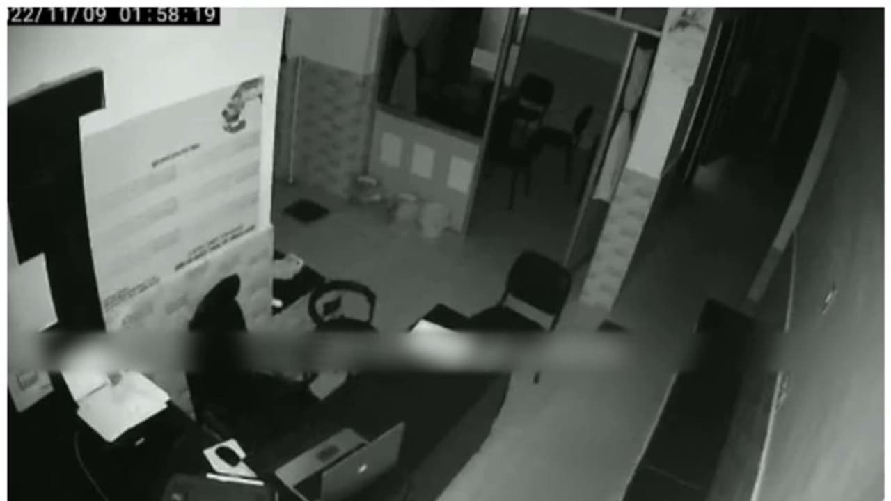 ദില്ലിയില്‍ ഭൂചലനം; 6.3 തീവ്രത രേഖപ്പെടുത്തിയ ഭൂചലനത്തിന്‍റെ പ്രഭവകേന്ദ്രം നേപ്പാള്‍,6 മരണം