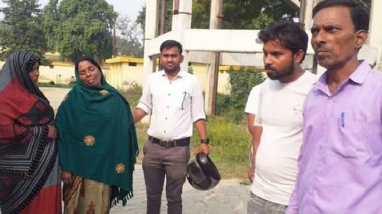 'दुनिया छोड़कर जा रहा हूं' देर रात बेटे को मैसेज करने के बाद टीआई ने किया सुसाइड