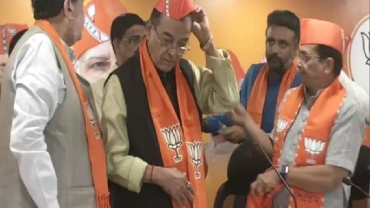 मोहन से मोहभंग क्यों? जिसका इंतजार भाजपा 32 साल से कर रही थी.. कांग्रेस ने उसे यूं ही छोड़ दिया 