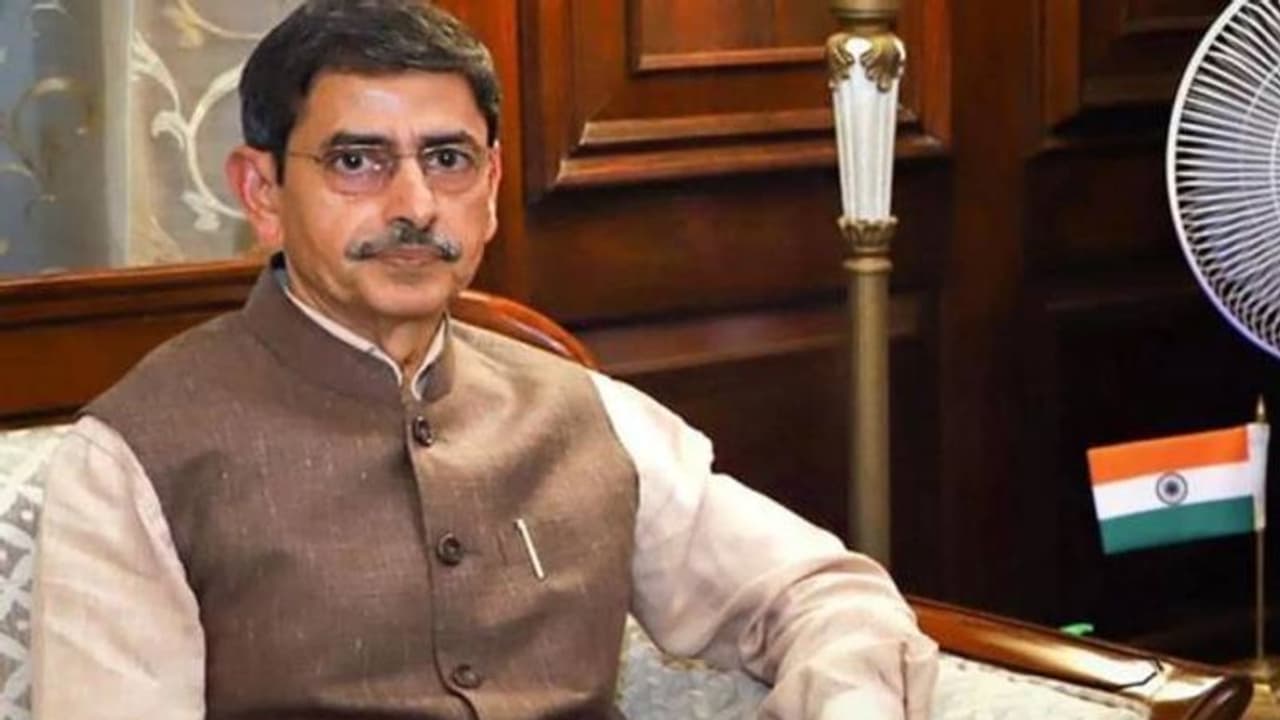 'കശ്മീരിലേക്ക് പോകൂ' പരാമര്ശം; മുന് ഡിഎംകെ വക്താവിനെതിരെ കോടതിയെ സമീപിച്ച് തമിഴ്നാട് ഗവര്ണര് 'കശ്മീരിലേക്ക് പോകൂ' പരാമര്ശം; മുന് ഡിഎംകെ വക്താവിനെതിരെ കോടതിയെ സമീപിച്ച് തമിഴ്നാട് ഗവര്ണര്