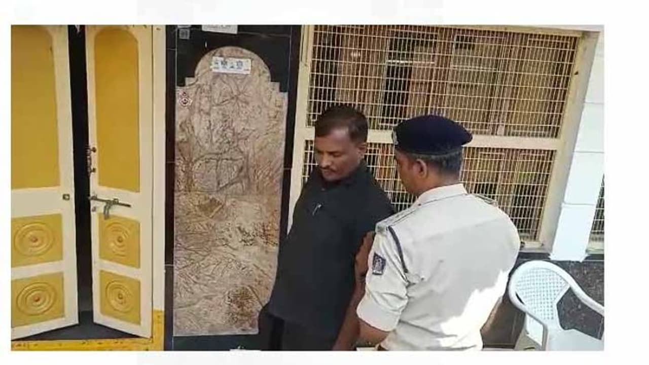 మంత్రి గంగుల సహా పలువురు గ్రానైట్ వ్యాపారుల ఇళ్లలో ఈడీ సోదాలు:కరీంనగర్,హైద్రాబాద్లలో రైడ్స్ మంత్రి గంగుల సహా పలువురు గ్రానైట్ వ్యాపారుల ఇళ్లలో ఈడీ సోదాలు:కరీంనగర్,హైద్రాబాద్లలో రైడ్స్